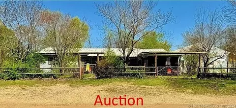 1707 N 5th St, Stilwell, OK 74960