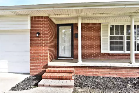 1577 E 60th St, Tulsa, OK 74105 photo 3
