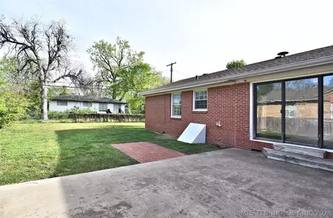 1577 E 60th St, Tulsa, OK 74105 photo 24