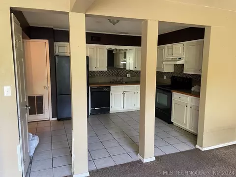 4822 E 68th Street A1, Tulsa, OK 74136 photo 6