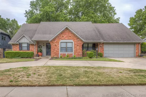 6932 E 62nd Pl, Tulsa, OK 74133