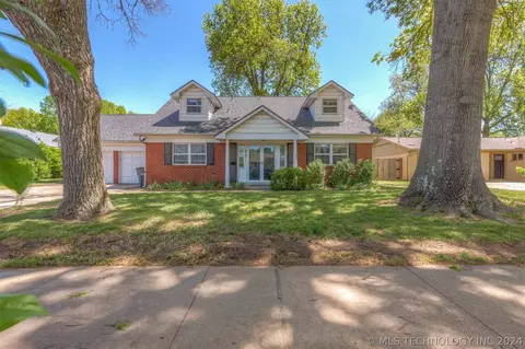 5747 S Utica Ave, Tulsa, OK 74105