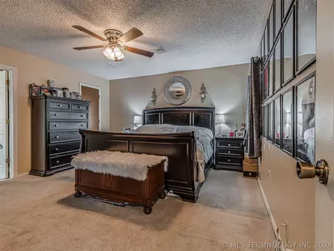 Bedroom - 1528 E 67th Pl, Tulsa, OK 74136 photo 1 of 9