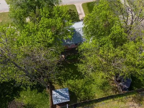 View/Area - 211 E 35th St, Tulsa, OK 74105 photo 1 of 8