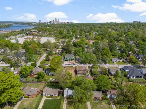 View/Area - 211 E 35th St, Tulsa, OK 74105 photo 6 of 8