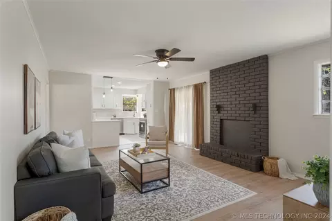 Living - 9031 E 40th St, Tulsa, OK 74145 photo 2 of 4