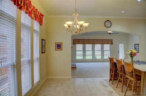 Dining - 4402 E 93rd Pl, Tulsa, OK 74137 photo 1 of 1