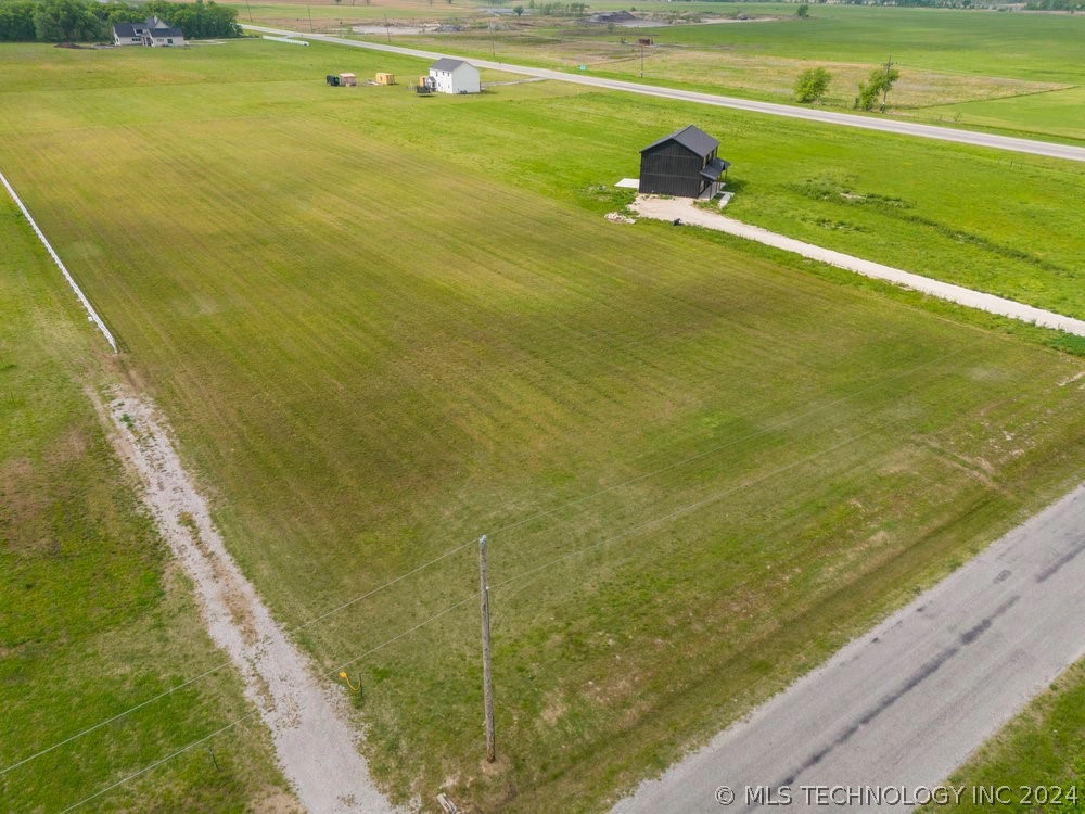 7082 Garfield Rd  