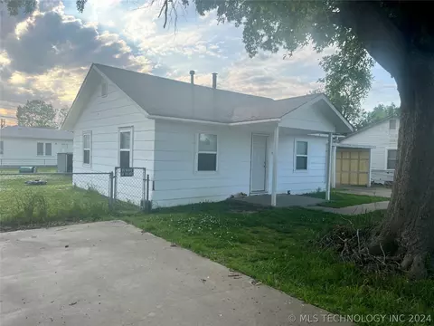 434 S Elliott St, Pryor, OK 74361