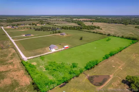 15535 S 357th East Ave, Coweta, OK 74429