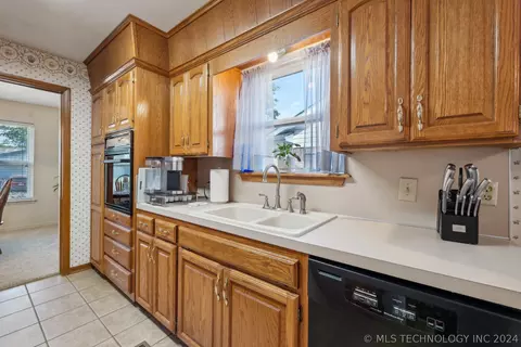 9655 E 27th St, Tulsa, OK 74129 photo 10