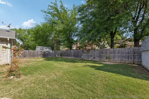 9655 E 27th St, Tulsa, OK 74129 photo 21