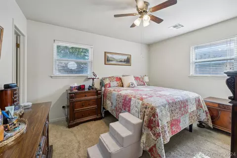 9655 E 27th St, Tulsa, OK 74129 photo 17