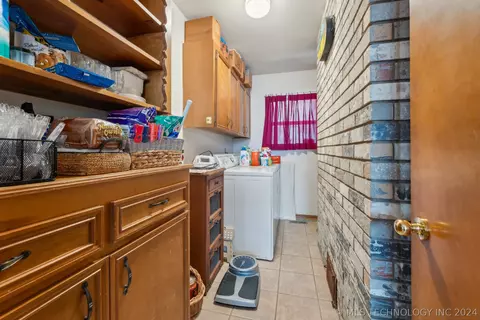 9655 E 27th St, Tulsa, OK 74129 photo 13