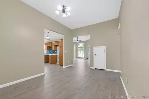 19605 E 39th Pl, Broken Arrow, OK 74014 photo 14