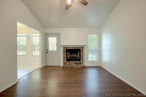 12421 E 35th St S, Tulsa, OK 74146 photo 6