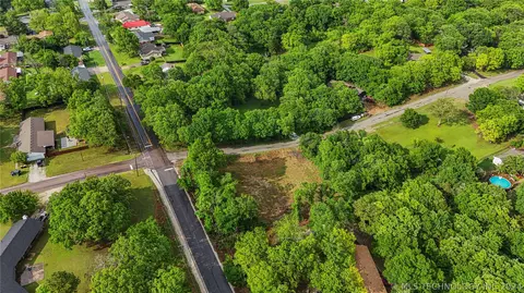 S Monte Vista, Ada, OK 74820 photo 11