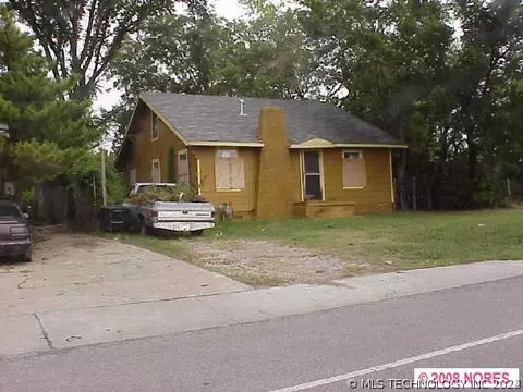 1035 E Apache St, Tulsa, OK 74106 photo 1