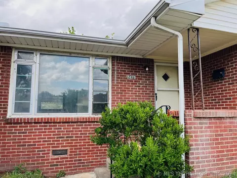 7479 E 1st St, Tulsa, OK 74112 photo 2