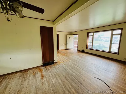 7479 E 1st St, Tulsa, OK 74112 photo 6