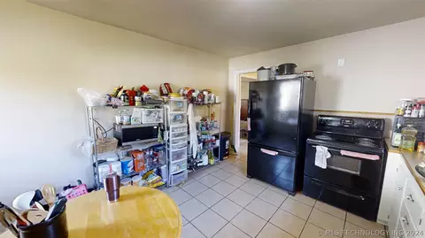 1369 E 67th St, Tulsa, OK 74136 photo 6