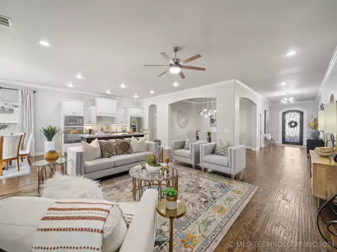 2928 E 103rd Pl, Tulsa, OK 74137 photo 9