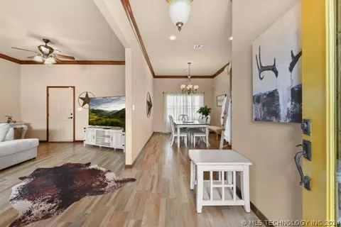 1227 Legacy Dr, Ada, OK 74820 photo 14