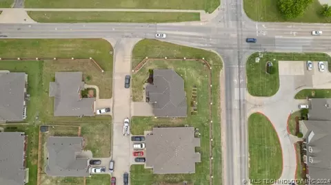 1227 Legacy Dr, Ada, OK 74820 photo 37