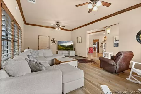 1227 Legacy Dr, Ada, OK 74820 photo 16