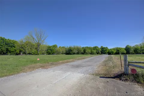 2904 E 151st St, Bixby, OK 74008 photo 3