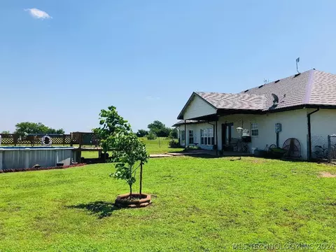 8904 E 9th St, Cushing, OK 74023 photo 3