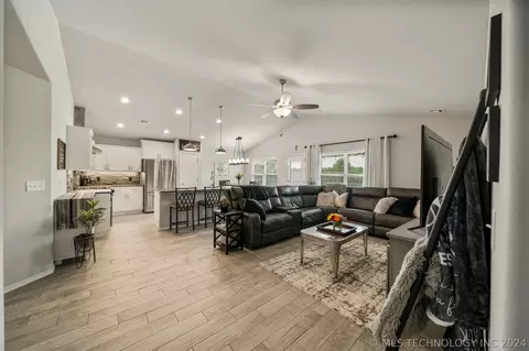 31608 E 64th St S, Broken Arrow, OK 74014 photo 9