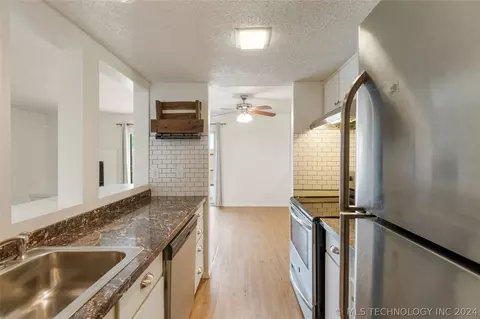 7029 E 33rd Street 17, Tulsa, OK 74145 photo 21