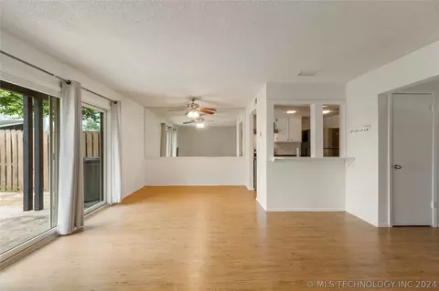 7029 E 33rd Street 17, Tulsa, OK 74145 photo 12