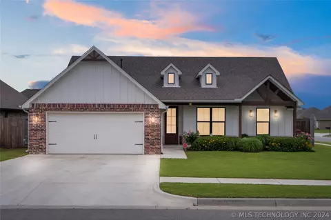 27404 E 109th St S, Coweta, OK 74429