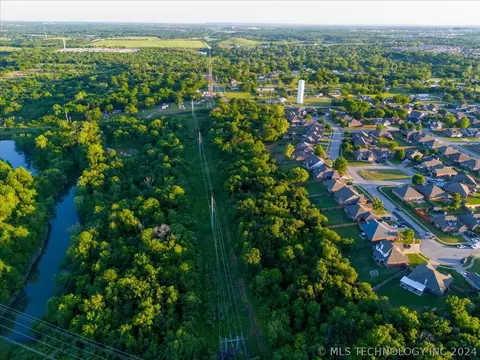18 E 41st St S, Broken Arrow, OK 74014 photo 23
