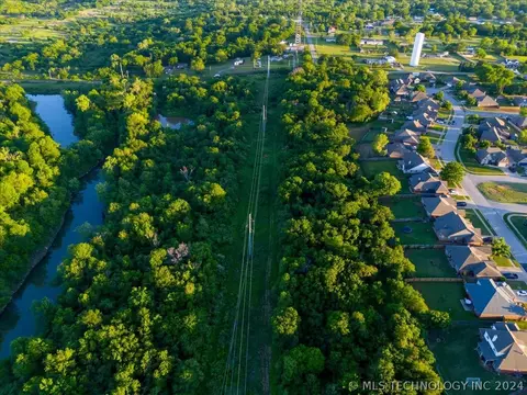 18 E 41st St S, Broken Arrow, OK 74014 photo 22