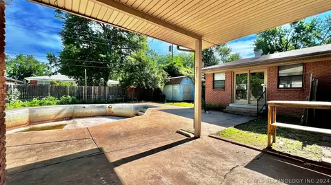 10935 E 4th Pl, Tulsa, OK 74128 photo 33