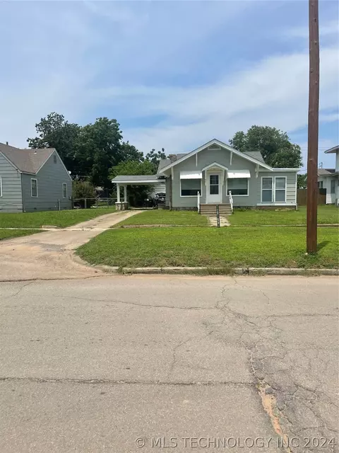 814 E Broadway Ave, Cushing, OK 74023 photo 2