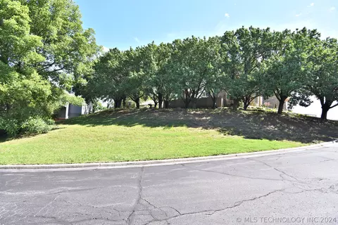 76 Th Ct, Tulsa, OK 74136 photo 15