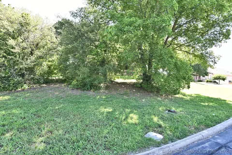 76 Th Ct, Tulsa, OK 74136 photo 17