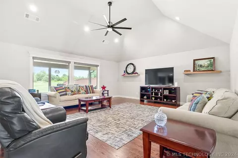 30571 E 65th St, Broken Arrow, OK 74014 photo 5