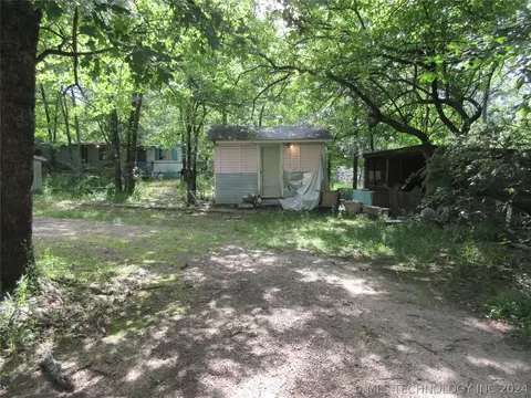 379 County Line Rd E, Eufaula, OK 74432 photo 2