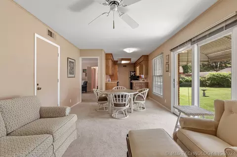 4620 E 56th Pl, Tulsa, OK 74135 photo 14