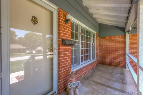 4620 E 56th Pl, Tulsa, OK 74135 photo 5