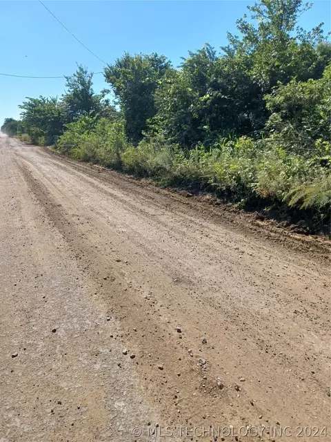 E 1080, Checotah, OK 74426 photo 7