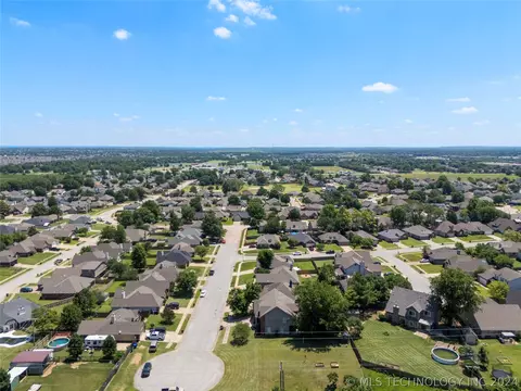 101 E Indianapolis St, Broken Arrow, OK 74012 photo 58