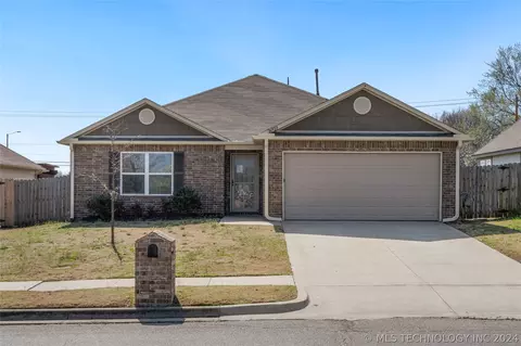 26928 E 120th St S, Coweta, OK 74429