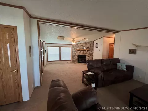 114607 S Thunderbird St, Eufaula, OK 74432 photo 6