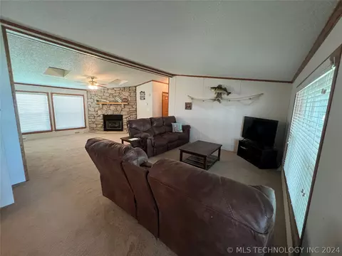 114607 S Thunderbird St, Eufaula, OK 74432 photo 7